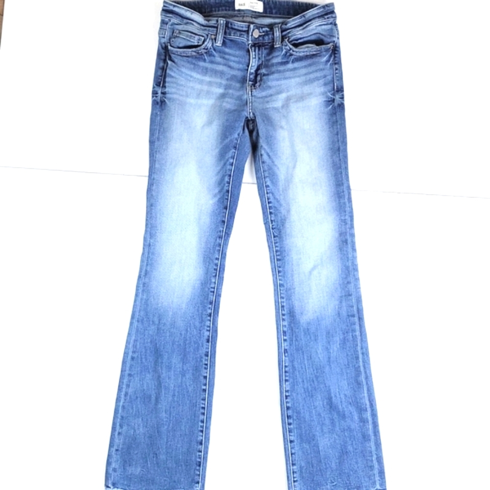 BKE Payton Universal Fit Mid Rise Tailored Bootcut Distressed Stretch Jean